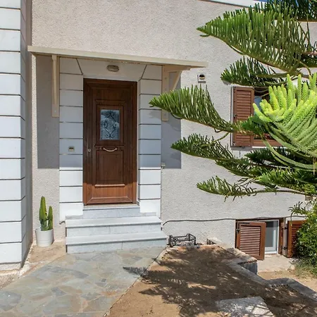 Villa Marguerite - 3 Air-Conditioned Bedrooms - Great Sea View *